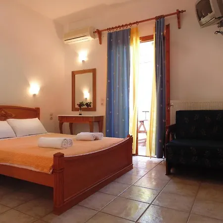 Villa Melini Patitiri Room photo